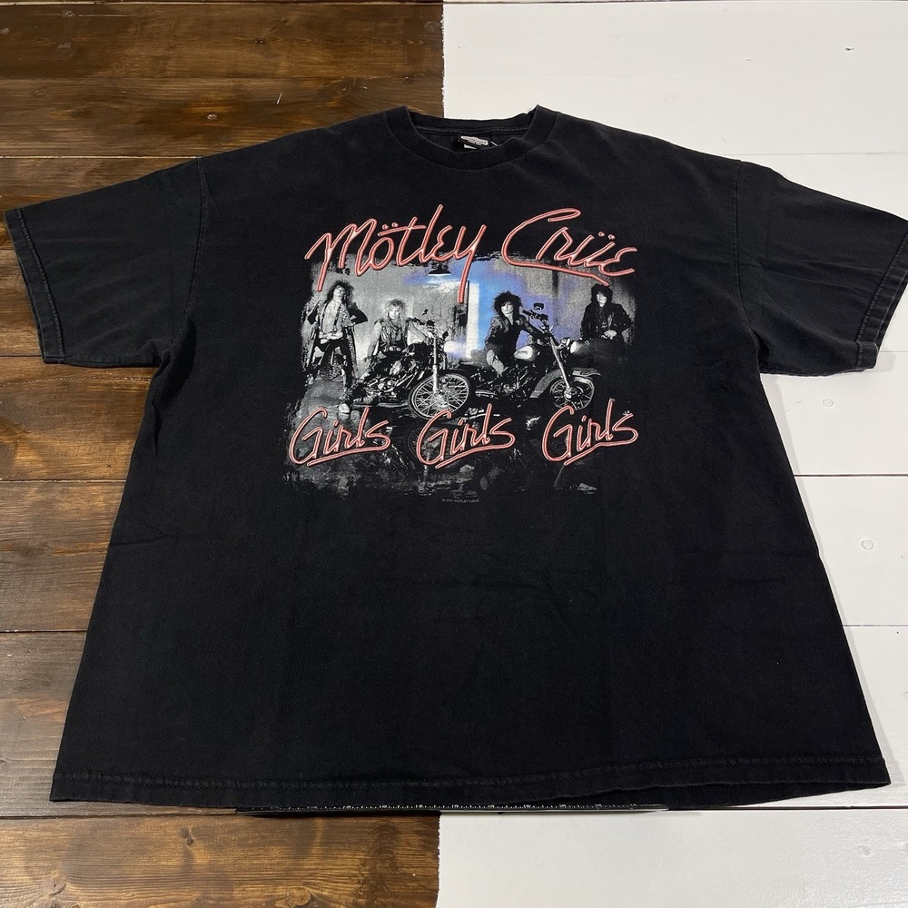 Vintage 2001 Motley Crue Girls Girls Girls Black T-Shirt